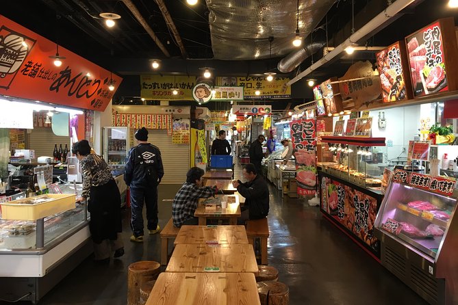 1-Day Kochi Highlights Tour with local guide - Hirome Ichiba: street-food energy without the planning headache