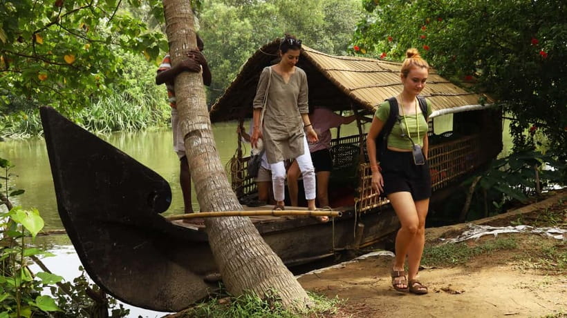 Cochin: Full-day Backwater Tour with Lunch and Evening Tea - Key things you’ll notice right away
