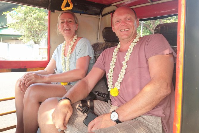 Cochin Private guided Tuk Tuk tours with pick up from cruise ships - Mattancherry and Jew Town: Palace, Synagogue, and Neighborhood Rhythm