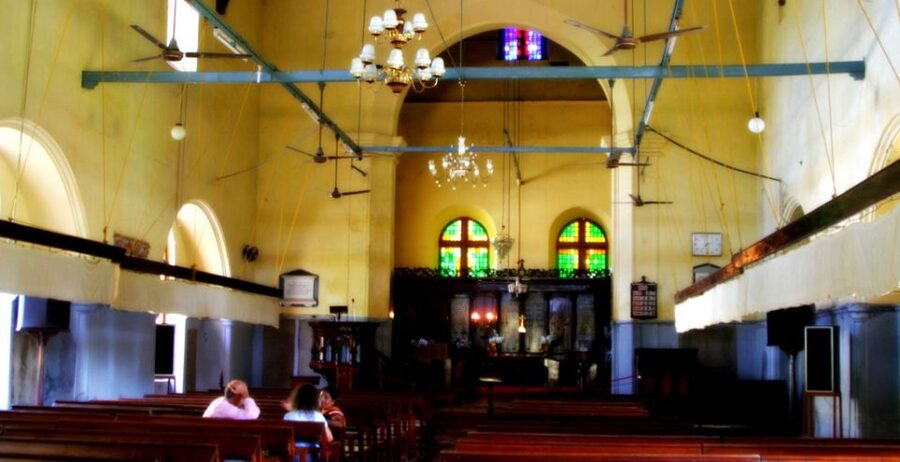 Fort Kochi & Mattanchery 3-Hour Walking Tour - St Francis Church: Portuguese walls, Vasco da Gama’s burial link