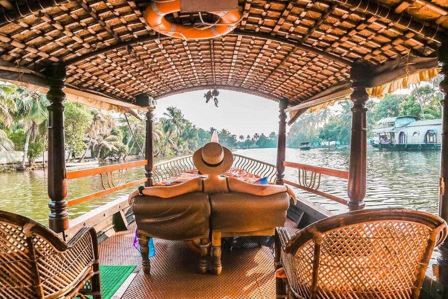 From Cochin: Day Tour of Alleppey houseboat with Lunch - Lunch onboard (and the tea/coffee snacks that keep the day comfortable)