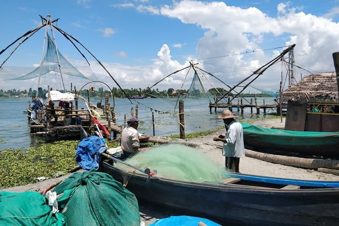 Half Day Village Sunset Eco House Boat Tour-From Cruise Terminal - Dinner in a Village Setting: Kerala Food Without a Rush