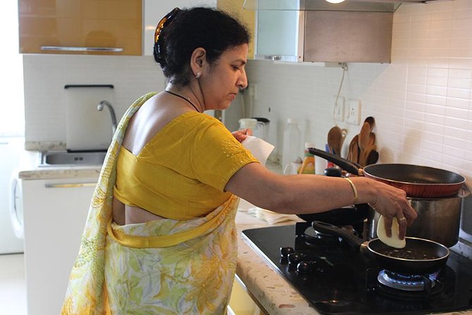 Kerala Cooking Class with Charming Freeda in her Kochi Home - The 3-hour flow in Freeda’s home (and what each part is really for)