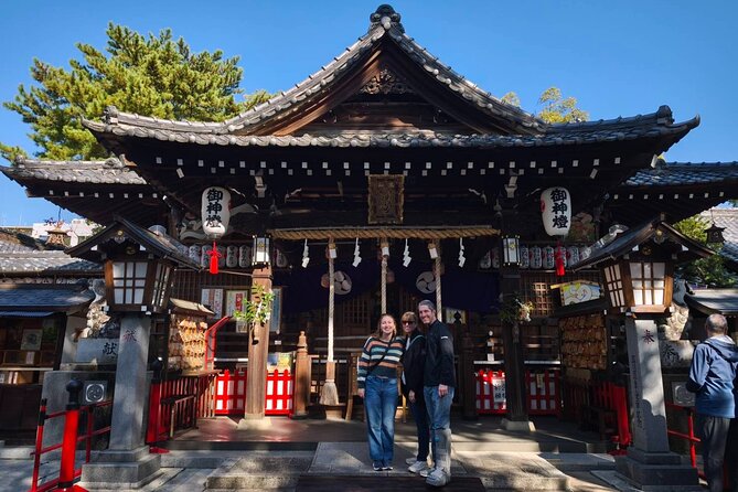 Kochi Castle, Shrine & Hirome Market: Half-Day Guided Tour - Obiyamachi Ichibangai: shopping street life, with a Sunday market bonus