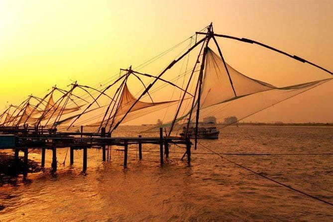 Kochi Exclusive Local Sightseeing Tuk-Tuk Tour - Stop 1: Chinese Fishing Nets (Cheena vala) for a quick coastal wow