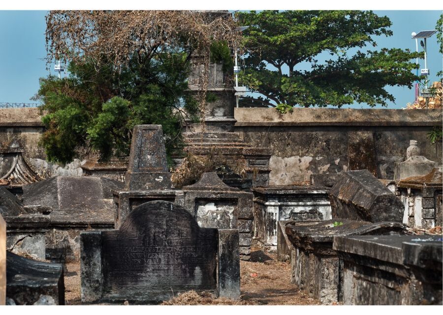 Kochi: Jewish Town Guided Walking Experience - Jewish cemetery visit: respectful, but don’t count on entry