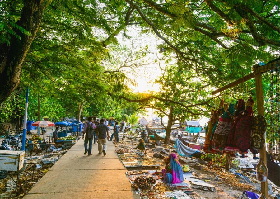 Kochi: Jewish Town Guided Walking Experience - Guide quality matters: Satish and Ashkar Rahim set a high bar