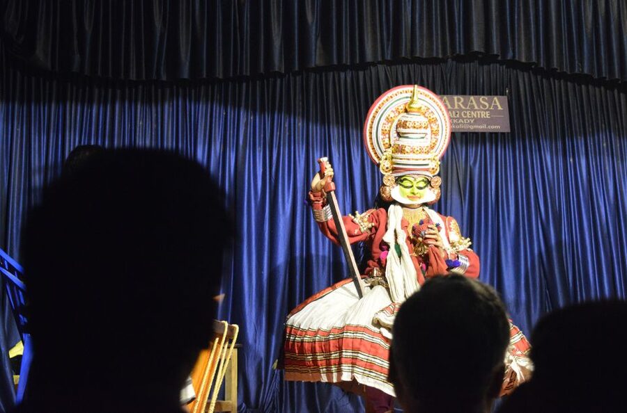 Kochi: Kathakali Evening Dance Show w/ Dinner & Transfer - Kathakali at night: why this show works so well in Kochi