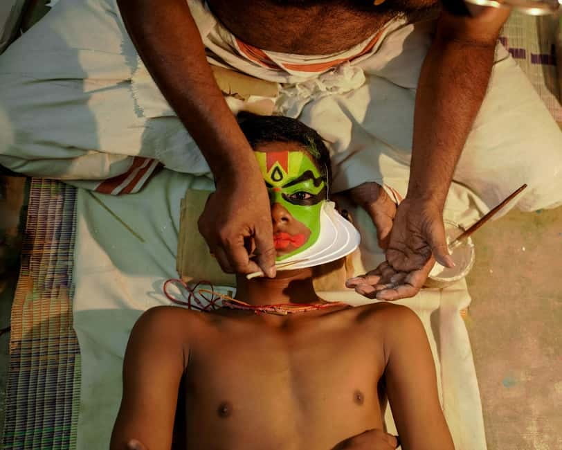 Kochi: Kathakali, Theyyam, and Kalaripayattu Evening Show - Theyyam: ritual dance of the gods (and why it feels different)