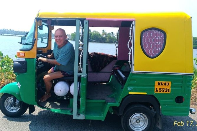 KOCHI LOCAL SIGHTSEEING TUK-TUK Tours - Stop 1: Church of Saint Francis and the European legacy in Kerala