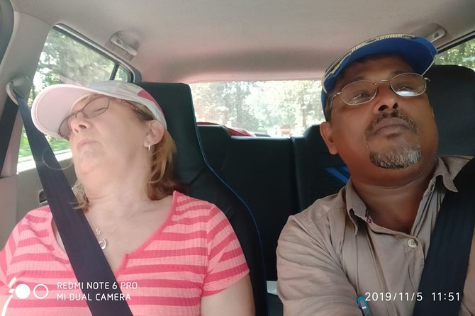 Kochi Private Guided (Taxi car ) Mattancherry with a local and free hotel pickup - Meeting Shareef at Fort Kochi Beach (and why the timing works)