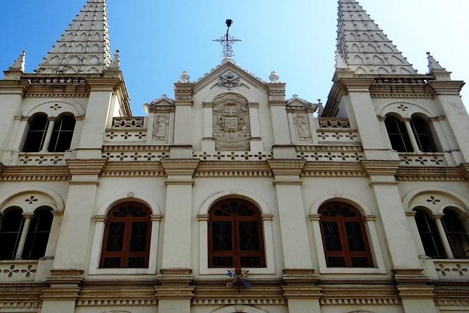 Kochi Private Tour: 3-Hour Fort Kochi and Mattancherry Walking Tour - Fort Kochi beach and the street-level rhythm