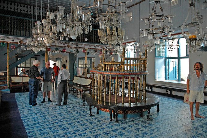 Kochi Private Tour: 3-Hour Fort Kochi and Mattancherry Walking Tour - Jew Town markets: where you learn by watching