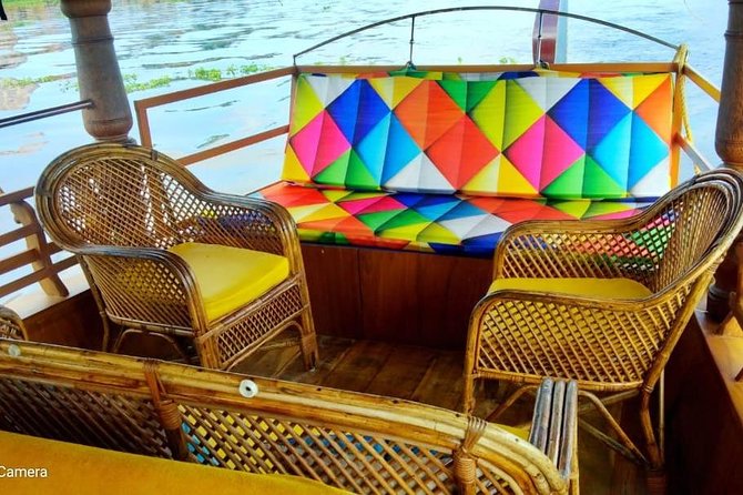 Kochi Private Tour: Kerala Backwater Shikara (Shaded Canoe Boat) Day Cruise - Lunch, Drinks, And Where A Good Meal Fits In