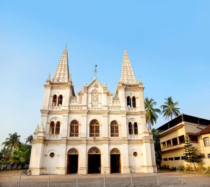 Kochi: Private Tuk-Tuk City Tour with Hotel Pickup - Vasco da Gama Church: A Portuguese-Layer Stop You Can Read With Your Eyes