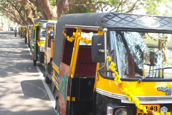 One hour Backwater Tour and tuk tuk tour in kochi with pickup - Cochin Spice Market: Smart Shopping Time Without Losing Your Schedule