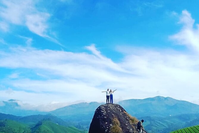 Sandal Wood & Sight Seeing Tour (Munnar Valley Trekking & Tours) - Quick hits on this Munnar day tour