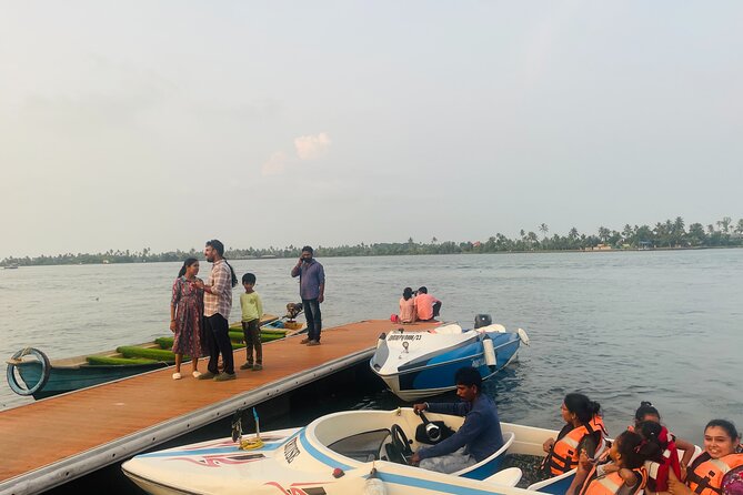 Shikara Boat Tour Alleppey Backwater Fantastic Boat Cruise - What This Shikara Cruise Really Feels Like on the Water