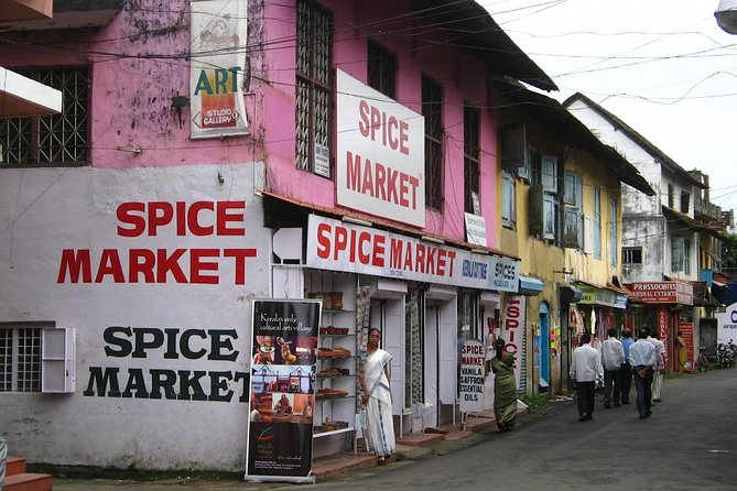 Walking Tour Of Fortkochi & Local Lunch - St. Francis Church: Why This Landmark Gets Included